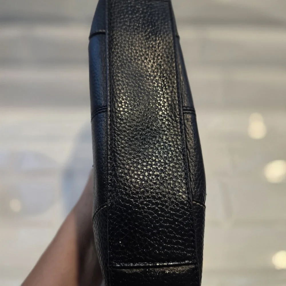 The Sak Black Pebbled Crescent Shoulder Bag Zip Houndstooth Lined Pockets Y2K